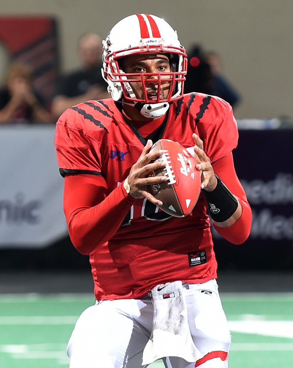 Wolves quarterback Cory Murphy